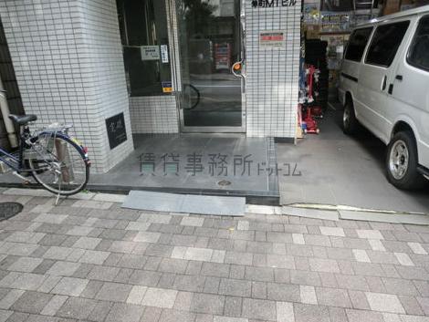 正面玄関