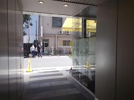正面玄関