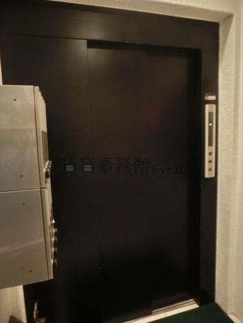 エレベーター