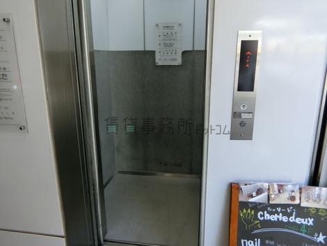 エレベーター