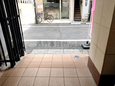 正面玄関