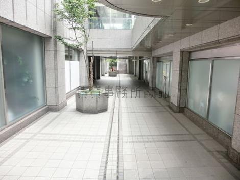 地階共有通路