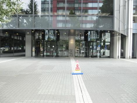 正面玄関