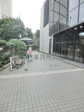 正面玄関