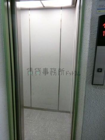 エレベーター