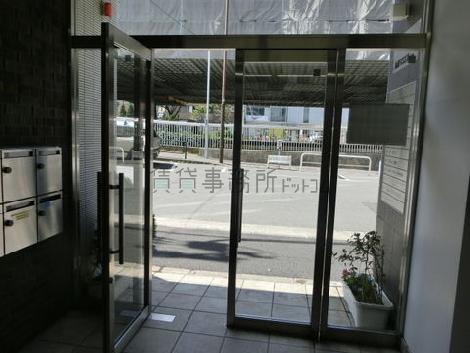 正面玄関