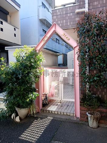 正面玄関