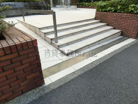 正面玄関