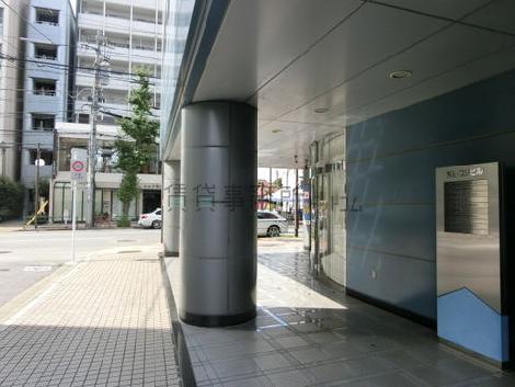 正面玄関