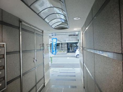 正面玄関