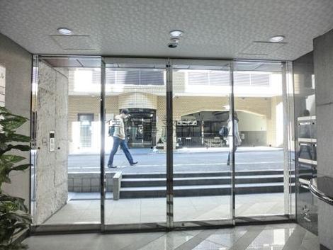 正面玄関