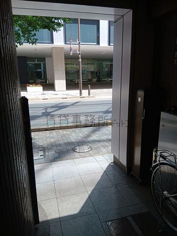 正面玄関