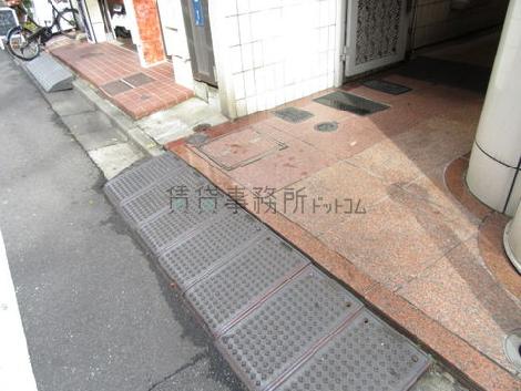 正面玄関