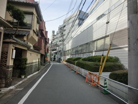 建物の裏手です