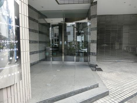 正面玄関