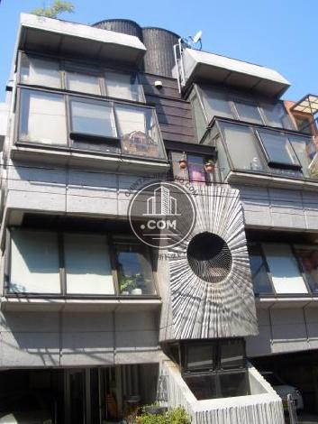 B6ビルの外観写真