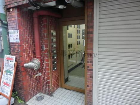 正面玄関