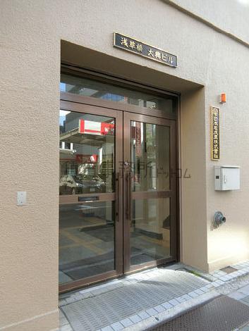正面玄関