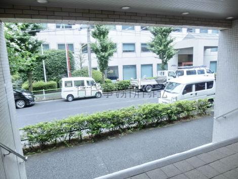 正面玄関