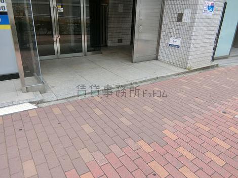 正面玄関