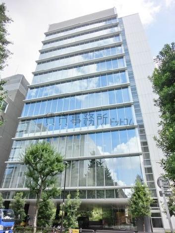 青空が反射します