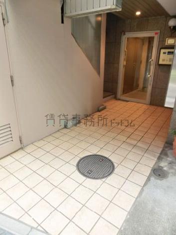 正面玄関