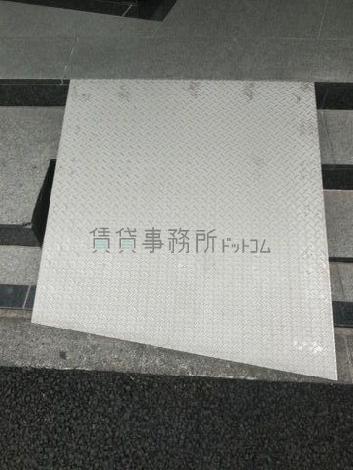 一部スロープが設置されています
