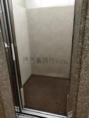 エレベーター