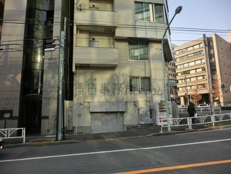 ビル側面