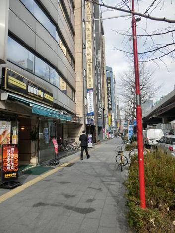 建物前歩道