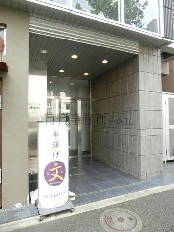 正面玄関