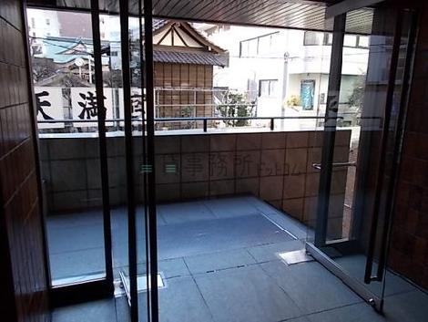 正面玄関