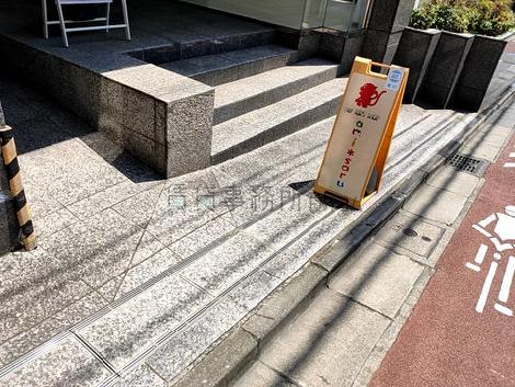 正面玄関