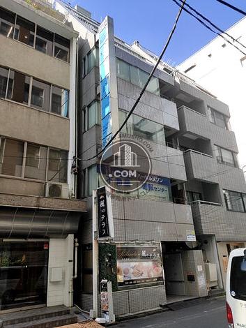 STRビルの外観写真