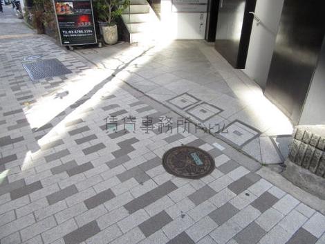 正面玄関