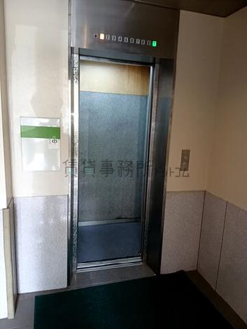 エレベーター