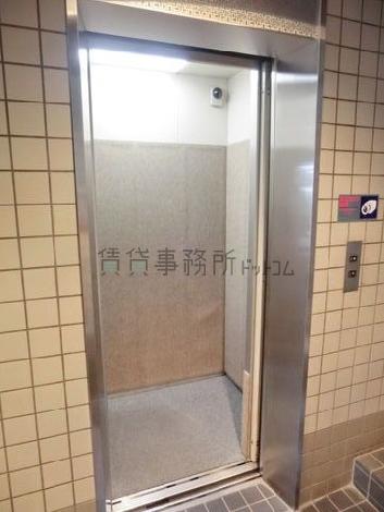 エレベーター