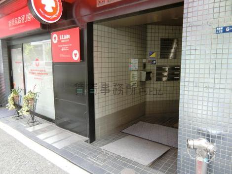 正面玄関