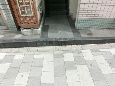 正面玄関