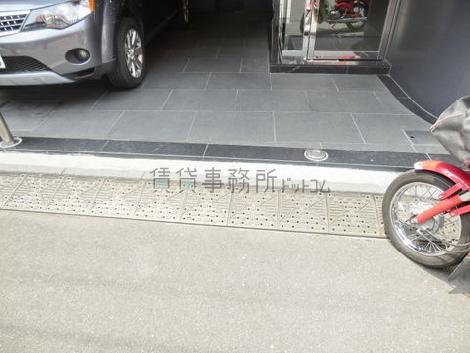 正面玄関