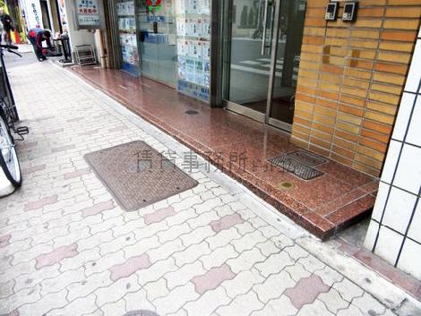 正面玄関