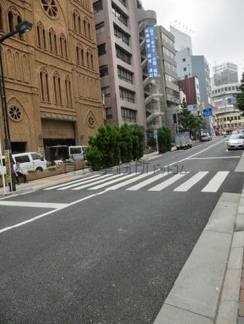 人通りは落ち着いてます