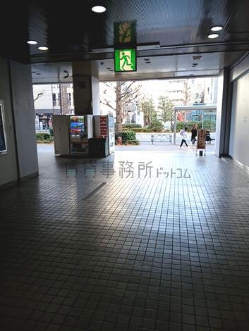 正面玄関