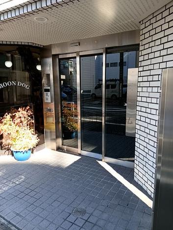 正面玄関