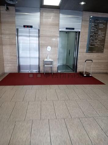 エレベーター２基