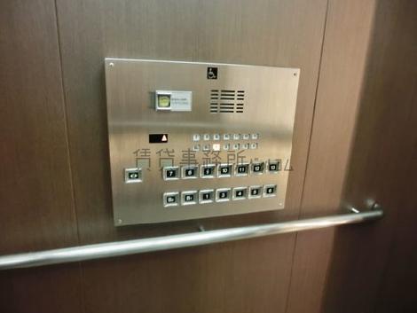 エレベーター
