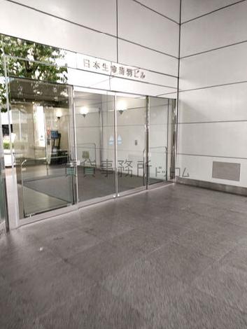 正面玄関