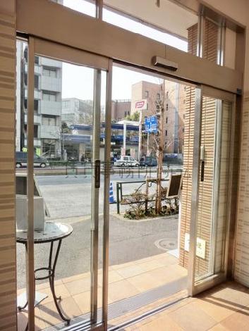 正面玄関