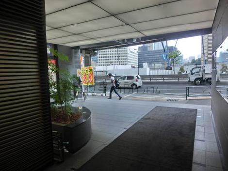 正面玄関