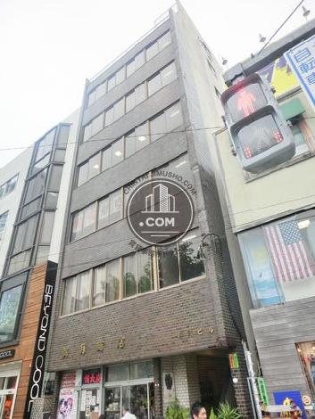 満月ビルの外観写真